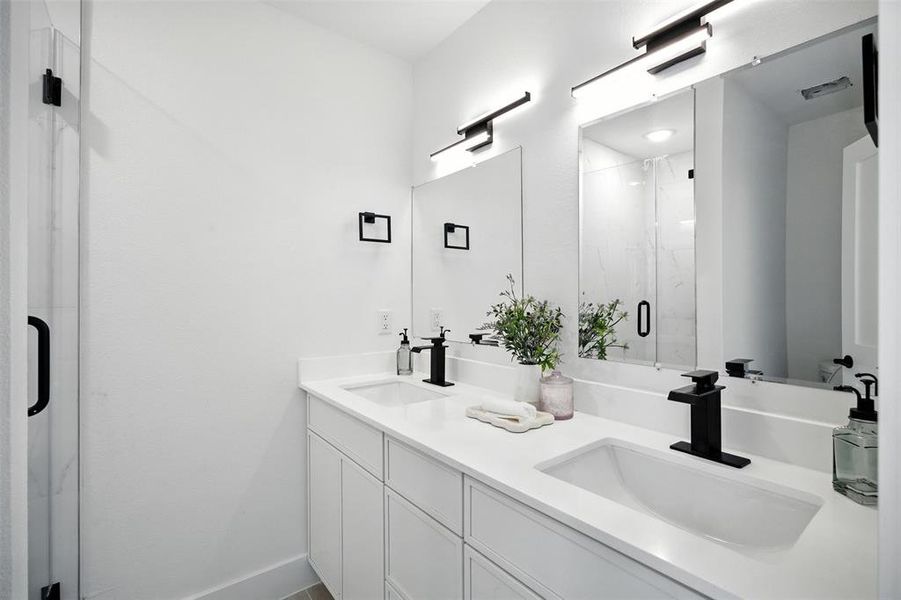 Furnished interior view inside a new home in , Dallas (Image 15).