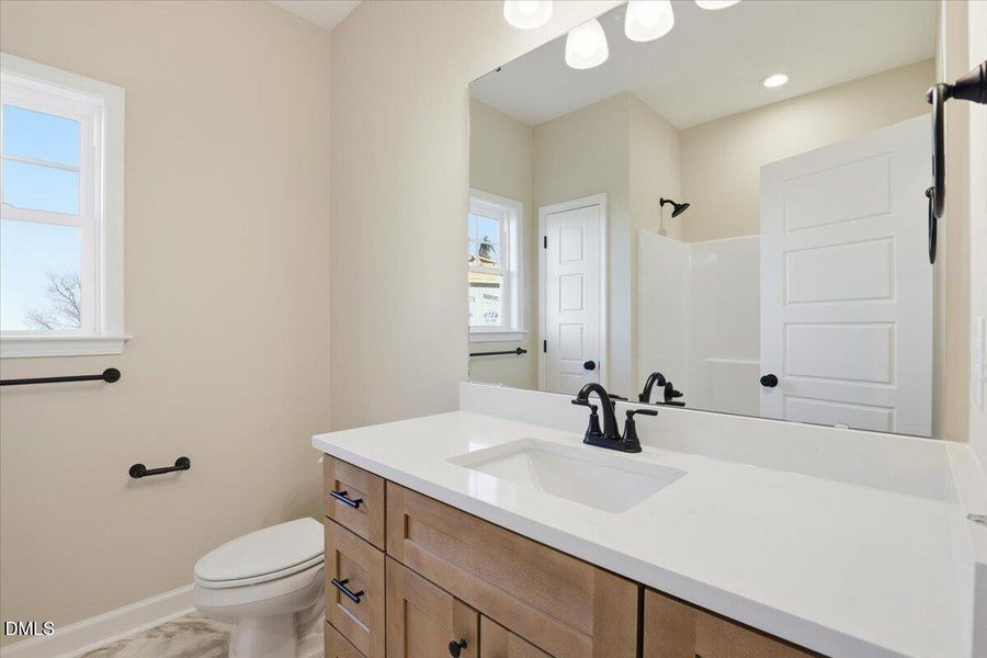 32-3711 Drew Farmer Rd-32