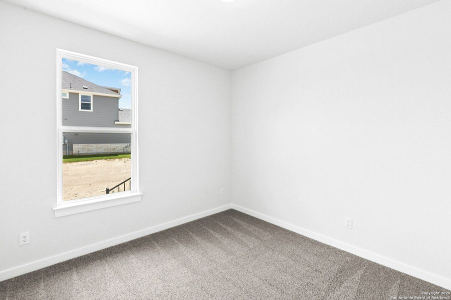 Spacious, unfurnished interior of a new home in Willowbrook, New Braunfels (Image 18).