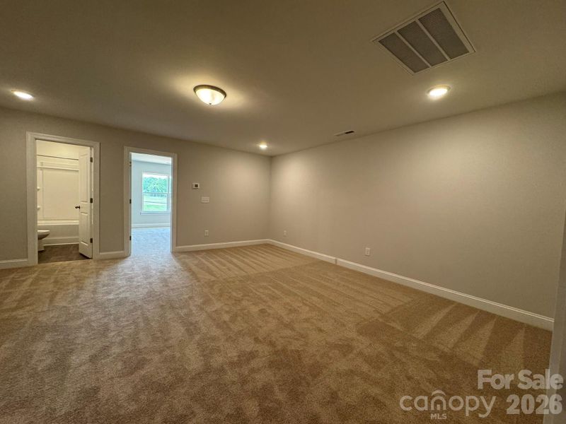 Spacious, unfurnished interior of a new home in Chasewood, Mint Hill (Image 13).