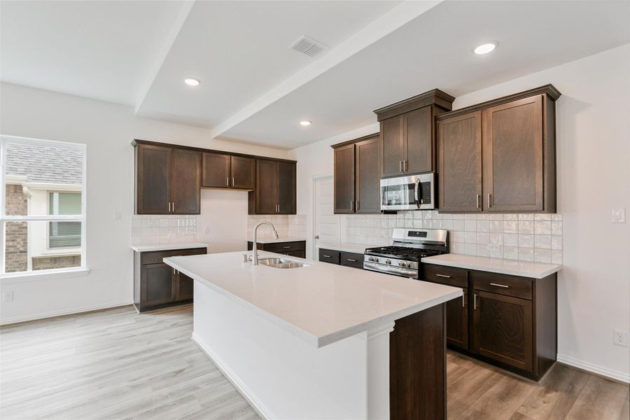 Furnished interior view inside a new home in Ellis Cove, Seabrook (Image 10).