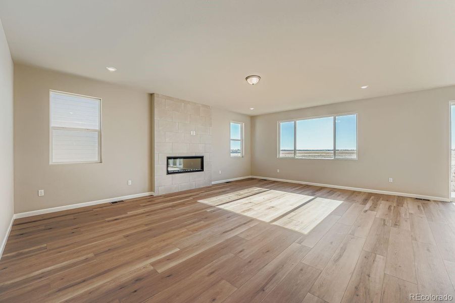 Spacious, unfurnished interior of a new home in Wolf Creek Run, Strasburg (Image 11). Spacious, unfurnished interior of a new home in Wolf Creek Run, Strasburg (Image 11).