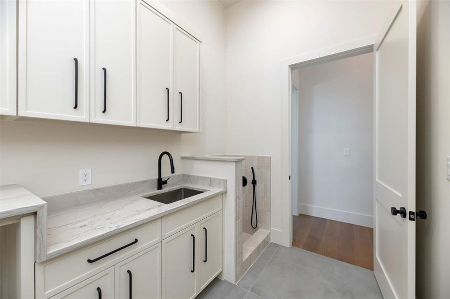 Furnished interior view inside a new home in , Heath (Image 7).