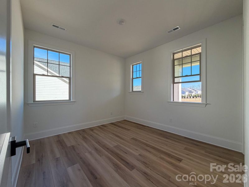 In-Law Suite/Flex Room