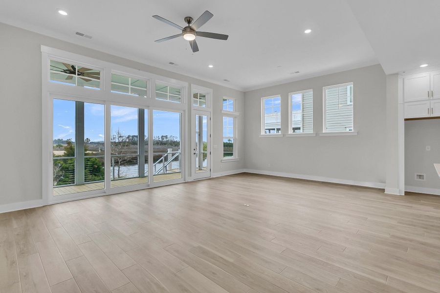 Spacious, unfurnished interior of a new home in , Mount Pleasant (Image 37).