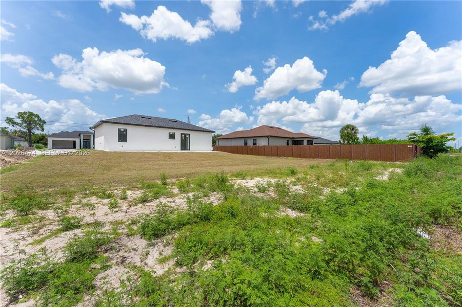 Exterior details and patio area of a home in , Lehigh Acres (Image 4).