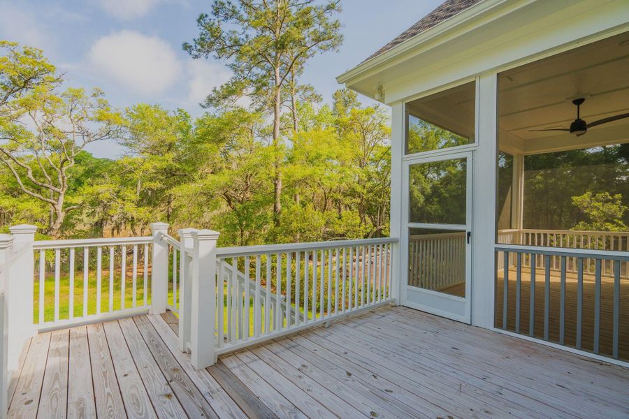 Exterior details and patio area of a home in , Johns Island (Image 3).