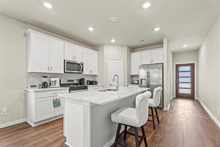 Furnished interior view inside a new home in Briarwood Hills - Highland Series, Forney (Image 18). Furnished interior view inside a new home in Briarwood Hills - Highland Series, Forney (Image 18).