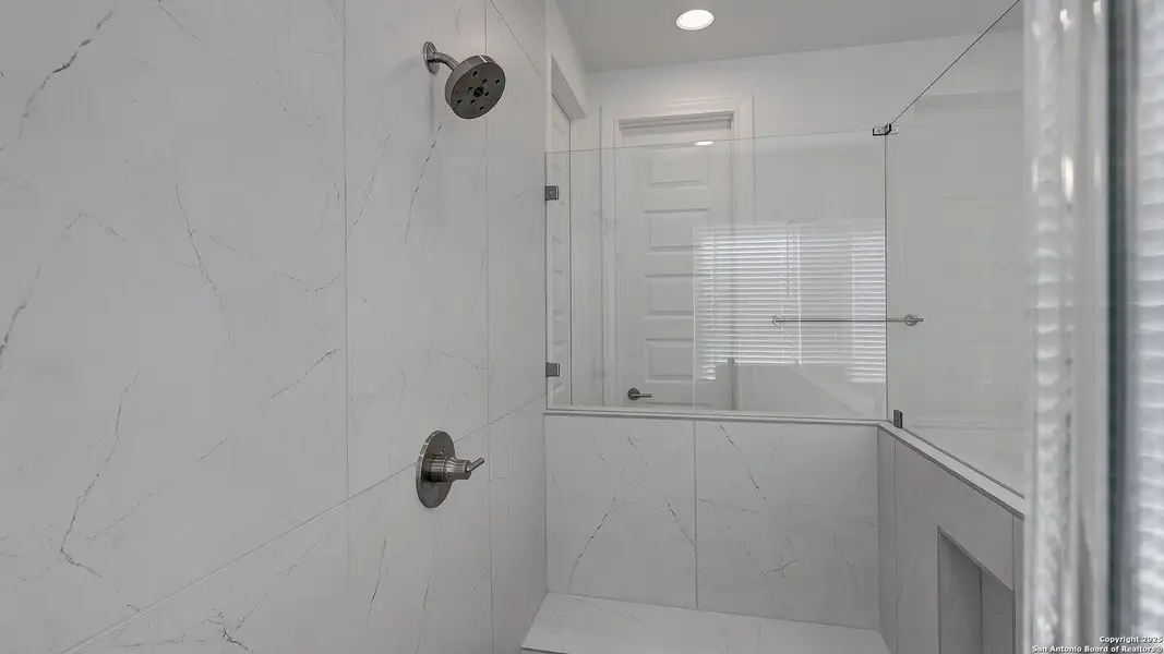 Furnished interior view inside a new home in The Dominion 70', San Antonio (Image 8). Furnished interior view inside a new home in The Dominion 70', San Antonio (Image 8).