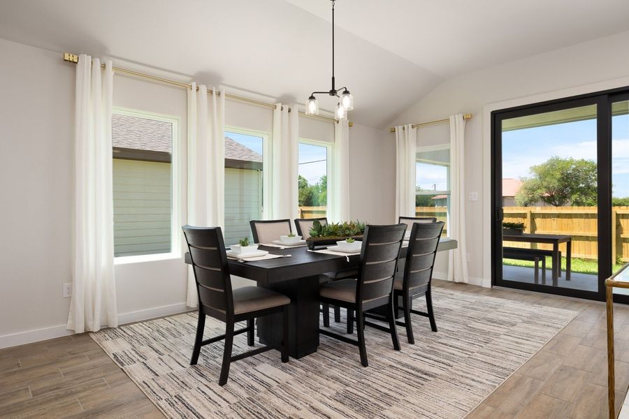 Representative furnished interior of a home built from the Duranta by Hakes Brothers in The Heights at Riverbend II, Brownsville (Image 7).