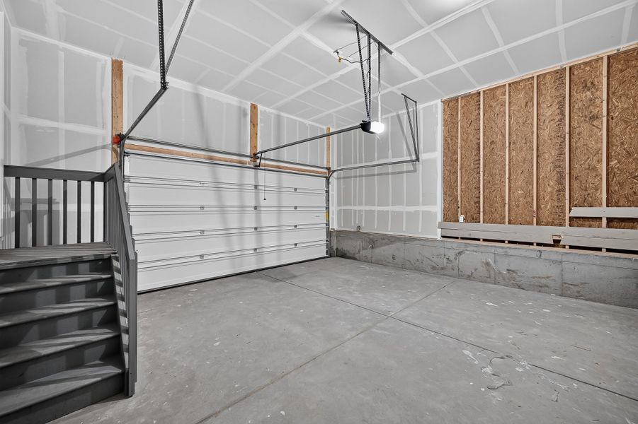 Spacious, unfurnished interior of a new home in Trailstone, Arvada (Image 26).