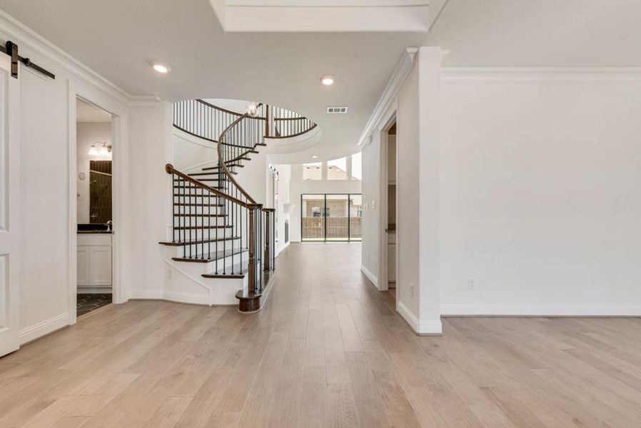 Spacious, unfurnished interior of a new home in South Pointe, Mansfield (Image 21). Spacious, unfurnished interior of a new home in South Pointe, Mansfield (Image 21).