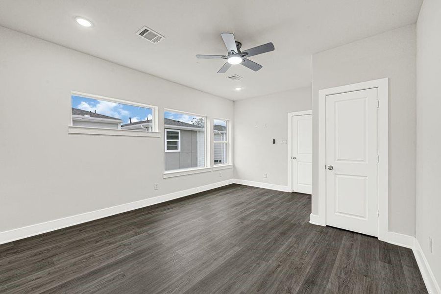 Spacious, unfurnished interior of a new home in , Houston (Image 22). Spacious, unfurnished interior of a new home in , Houston (Image 22).