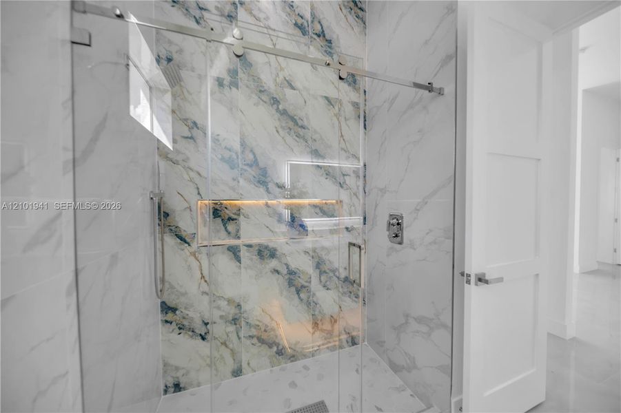 Close-up of interior finishes inside a home in , Lehigh Acres (Image 14).