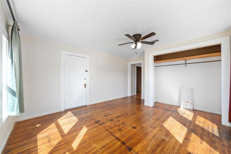 Spacious, unfurnished interior of a new home in , Brownwood (Image 11). Spacious, unfurnished interior of a new home in , Brownwood (Image 11).