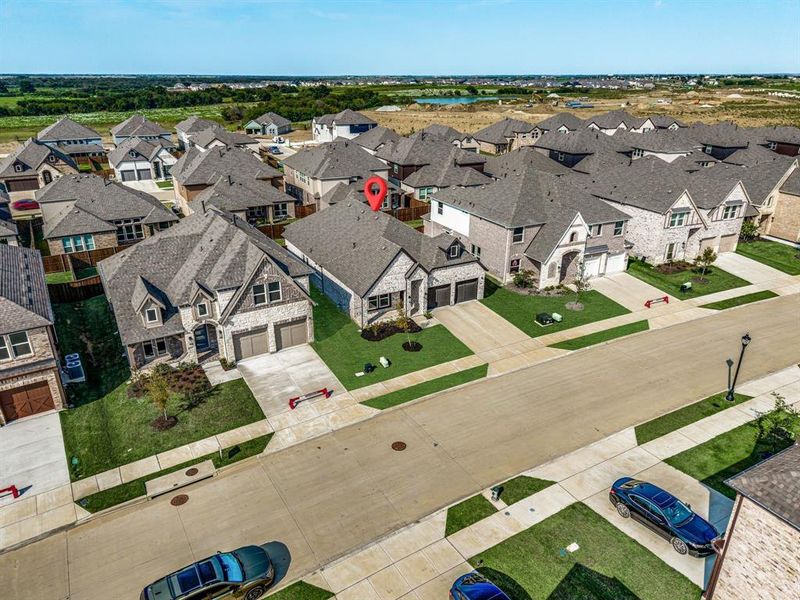 Image 37 of a home in Edgewood Creek.