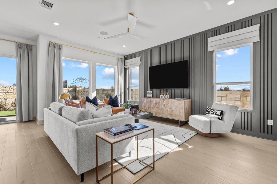 Family Room (Staged) Family Room (Staged)