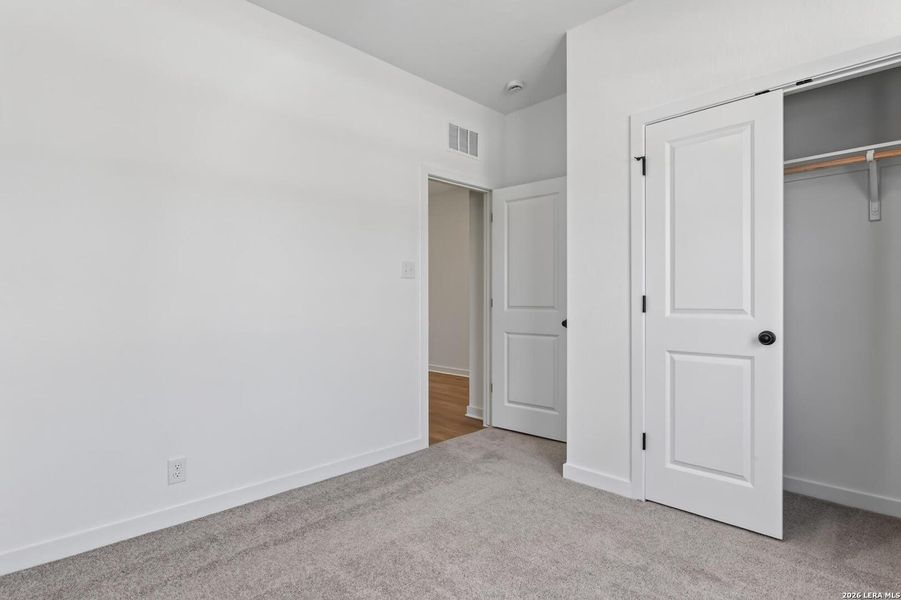 Spacious, unfurnished interior of a new home in Vista Ridge, Live Oak (Image 19). Spacious, unfurnished interior of a new home in Vista Ridge, Live Oak (Image 19).