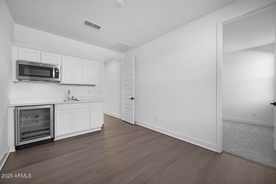 hj-az-phoenix-lucero-hazel-lot-52-kitche