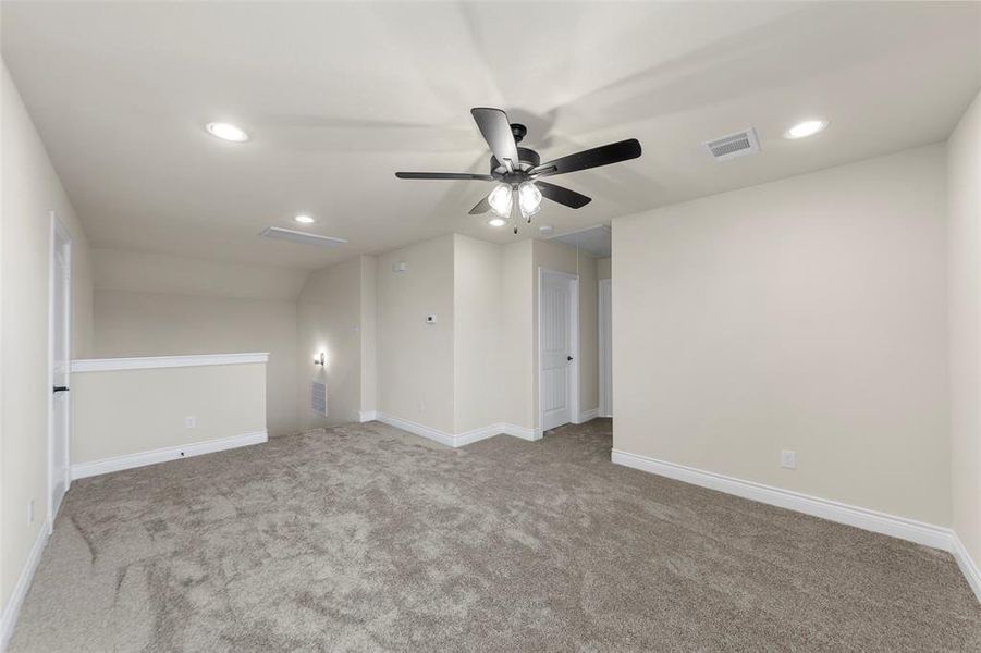 Spacious, unfurnished interior of a new home in , Greenville (Image 25).