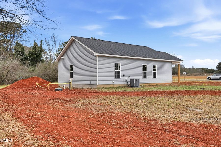 11 Halifax Ave-129 11 Halifax Ave-129