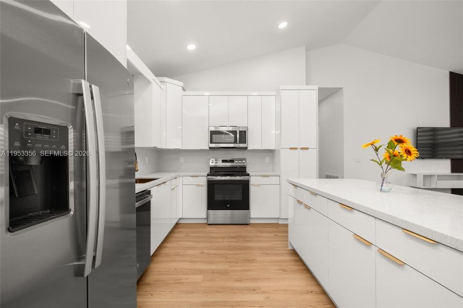 Furnished interior view inside a new home in , Sebring (Image 17).