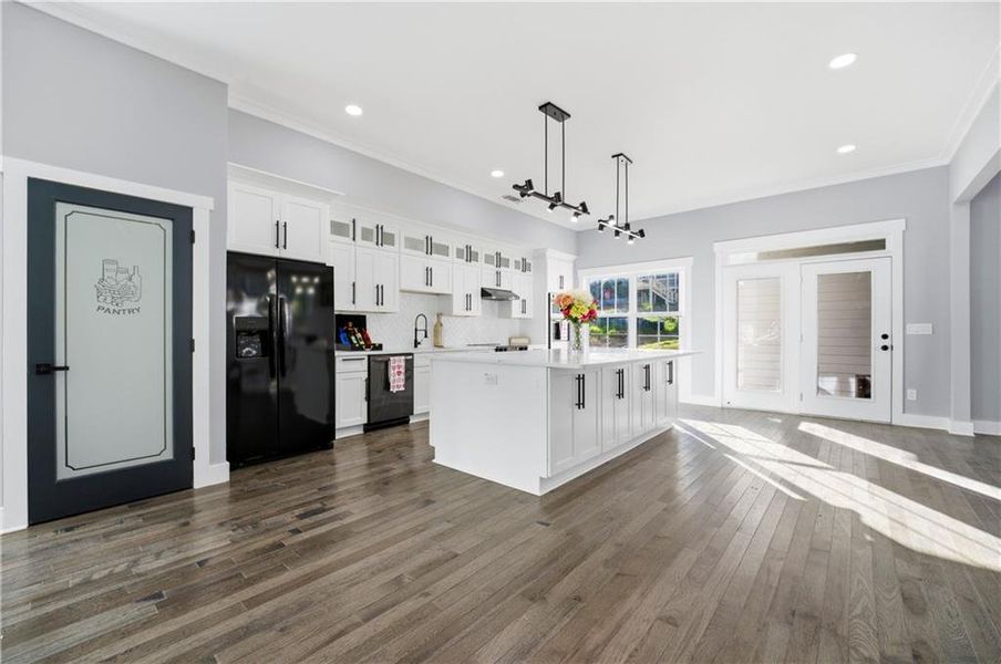 Furnished interior view inside a new home in , Atlanta (Image 32).
