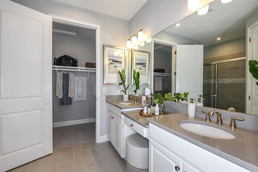 Furnished interior view inside a new home in Esplanade at Wellen Park, Englewood (Image 12).