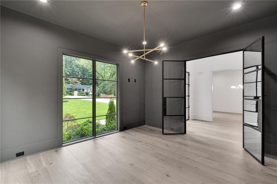 Spacious, unfurnished interior of a new home in , Brookhaven (Image 39). Spacious, unfurnished interior of a new home in , Brookhaven (Image 39).