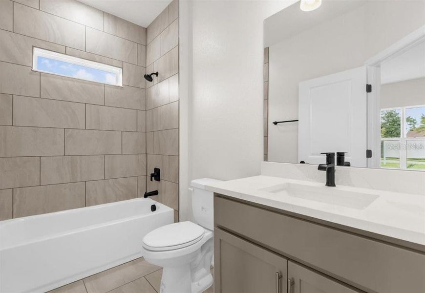 Furnished interior view inside a new home in , Ocala (Image 5).