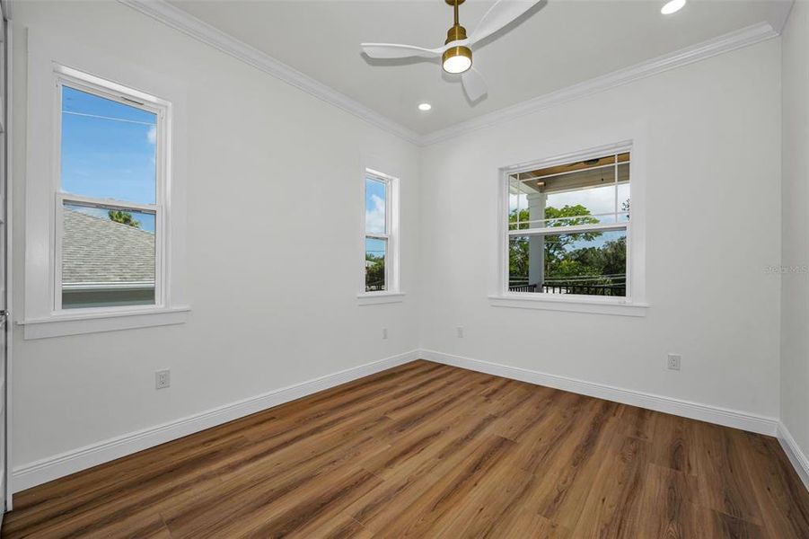 Spacious, unfurnished interior of a new home in , Tarpon Springs (Image 42). Spacious, unfurnished interior of a new home in , Tarpon Springs (Image 42).