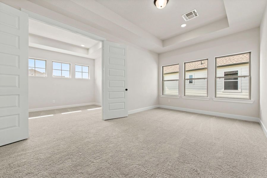 Spacious, unfurnished interior of a new home in ARTAVIA® - 60', Conroe (Image 11).