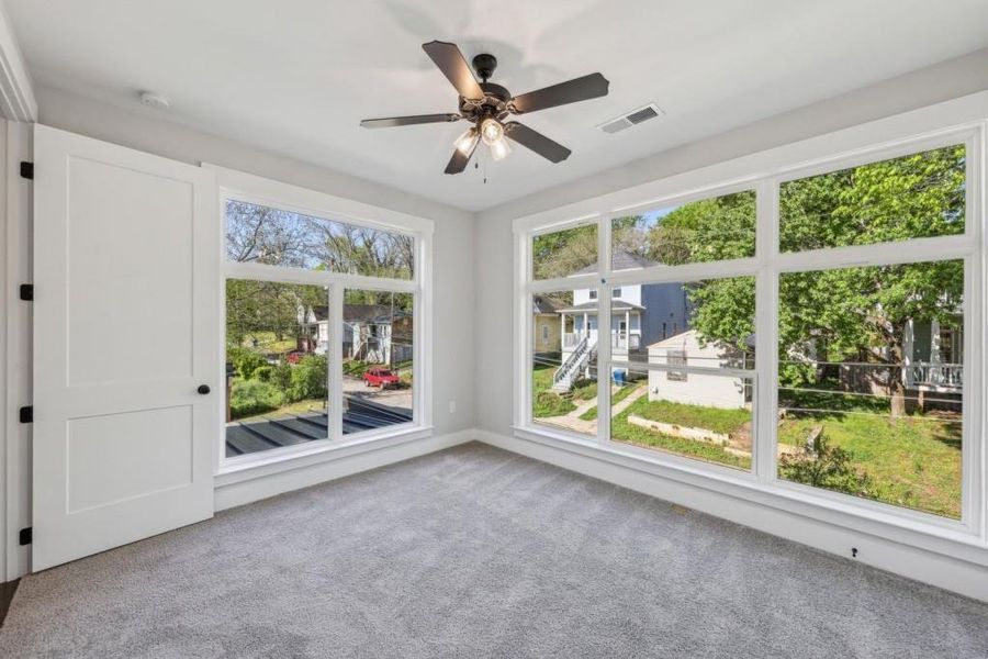 Spacious, unfurnished interior of a new home in , Atlanta (Image 29). Spacious, unfurnished interior of a new home in , Atlanta (Image 29).