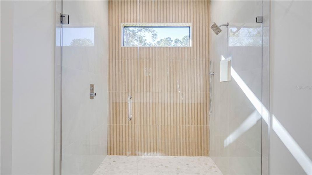 Close-up of interior finishes inside a home in , Lehigh Acres (Image 22). Close-up of interior finishes inside a home in , Lehigh Acres (Image 22).