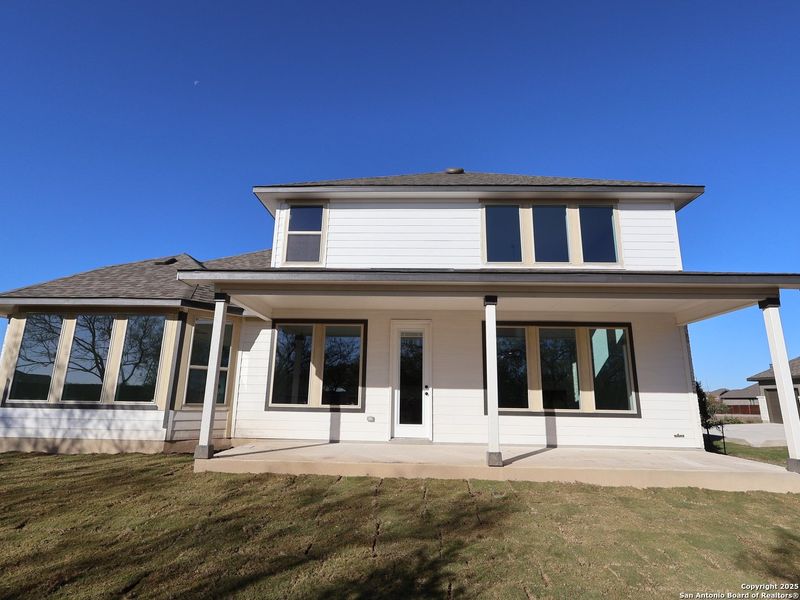 Exterior details and patio area of a home in Everly Estates, San Antonio (Image 14).