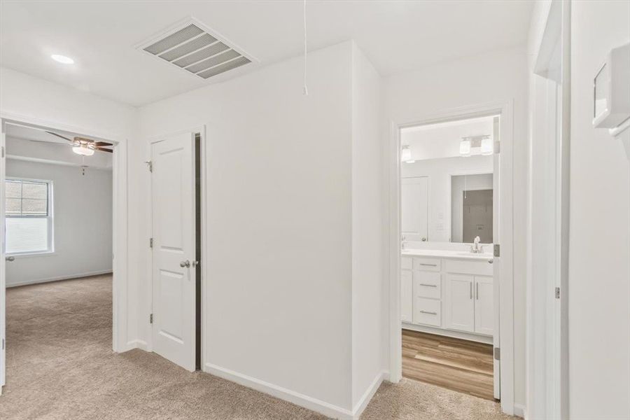 Spacious, unfurnished interior of a new home in Brownstone Park, Easley (Image 18).