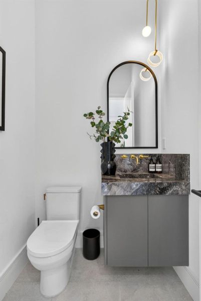 Powder room Powder room