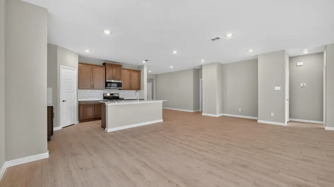 Image 27 of a home in Bluestem.