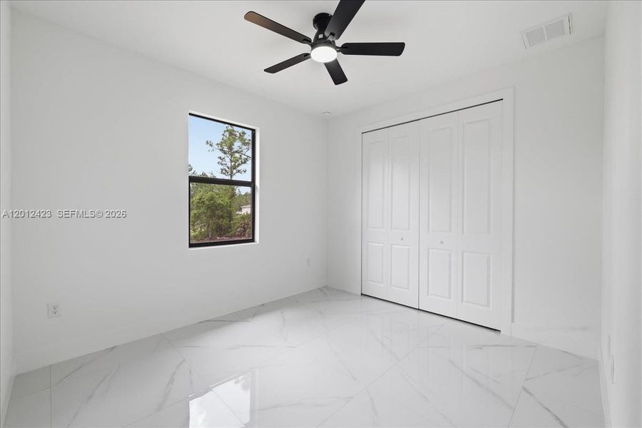 Spacious, unfurnished interior of a new home in , Lehigh Acres (Image 32).