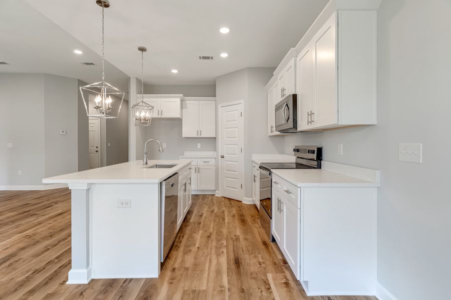 Furnished interior view inside a new home in Oak Hollow, Crestview (Image 8).