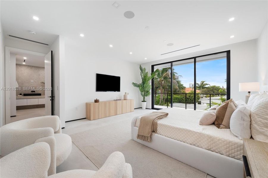 Furnished interior view inside a new home in , North Miami (Image 18).