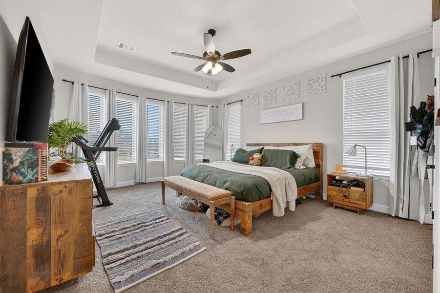 Furnished interior view inside a new home in Oaks of North Grove, Waxahachie (Image 33).