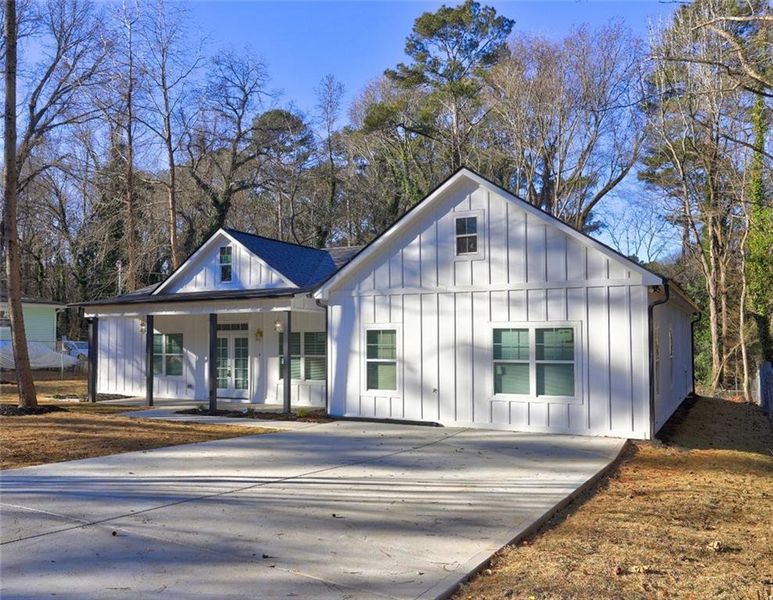 Front exterior of a new home in , Atlanta, GA, highlighting curb appeal (Image 2). Front exterior of a new home in , Atlanta, GA, highlighting curb appeal (Image 2).