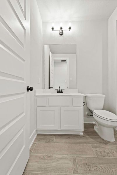 Representative image. Features, selections and colors may vary.