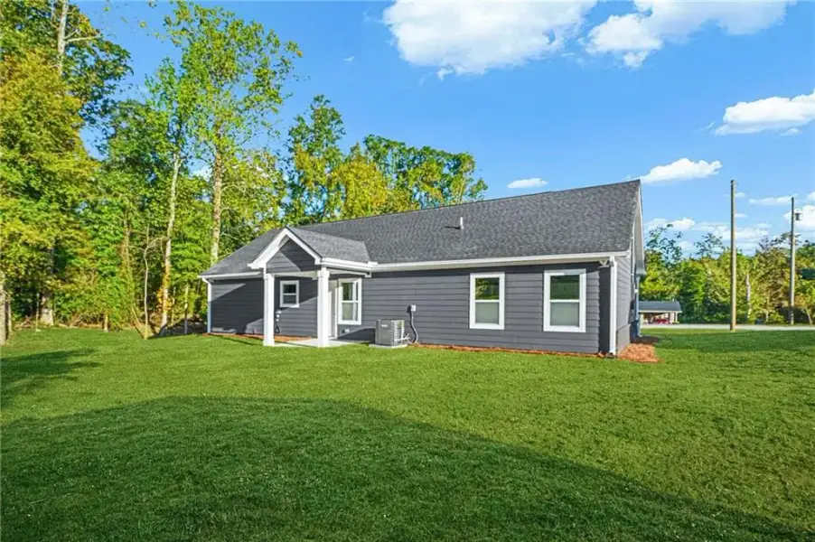 Exterior details and patio area of a home in , Conyers (Image 23).