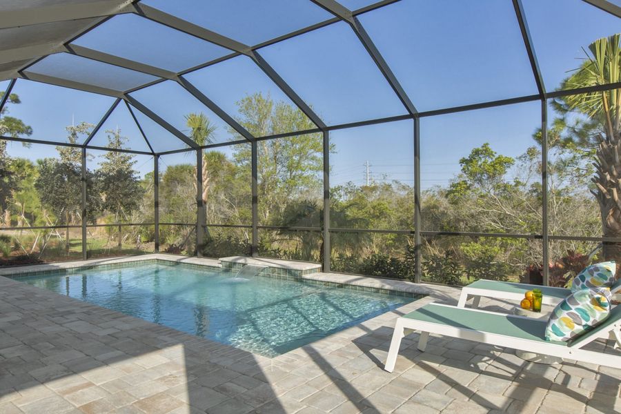 Representative exterior details of a home built from the Meadow Brook by Neal Communities in Vicenza, Venice (Image 25).