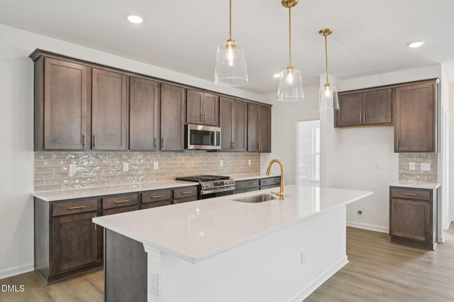 13-web-or-mls-Marvel Dr-S1012-013 13-web-or-mls-Marvel Dr-S1012-013