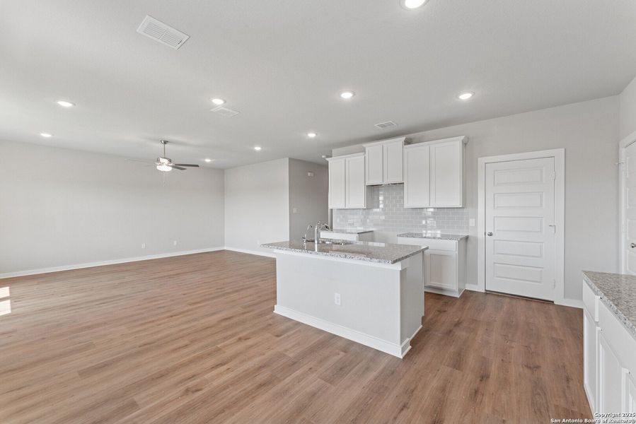 Image 38 of a home in Mesquite Ridge. Image 38 of a home in Mesquite Ridge.