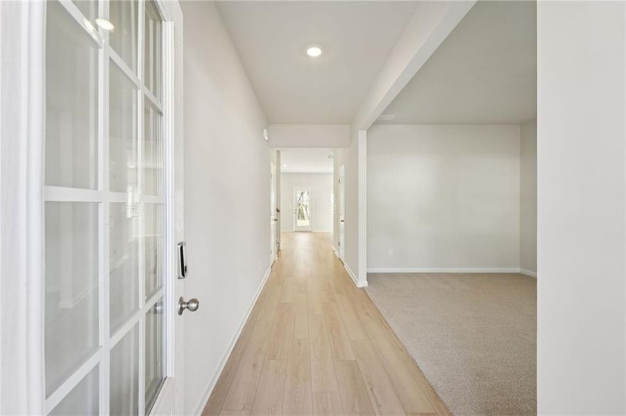 Spacious, unfurnished interior of a new home in Westmont Preserve, Powder Springs (Image 41).