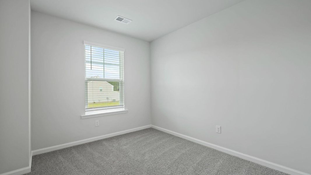 Spacious, unfurnished interior of a new home in , Summerville (Image 15).